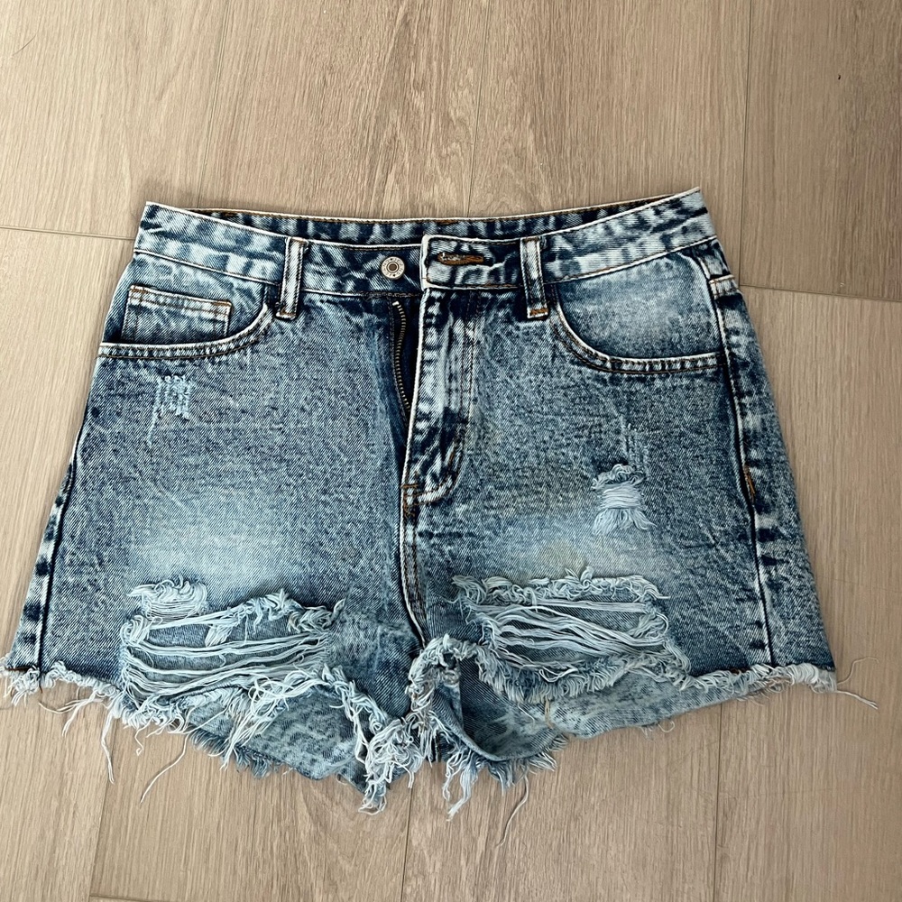 Acid wash Jean shorts